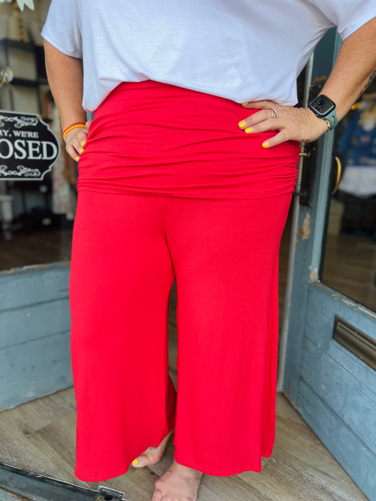 Gaucho | Curvy Wide Leg Pants - Red