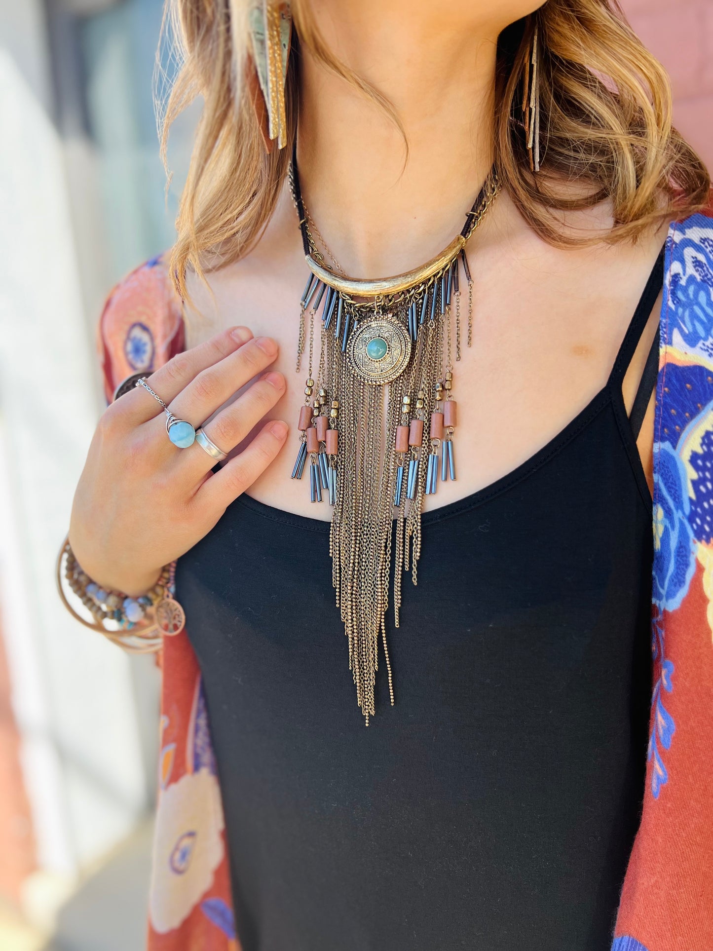 Hands To The Ceiling | Necklace