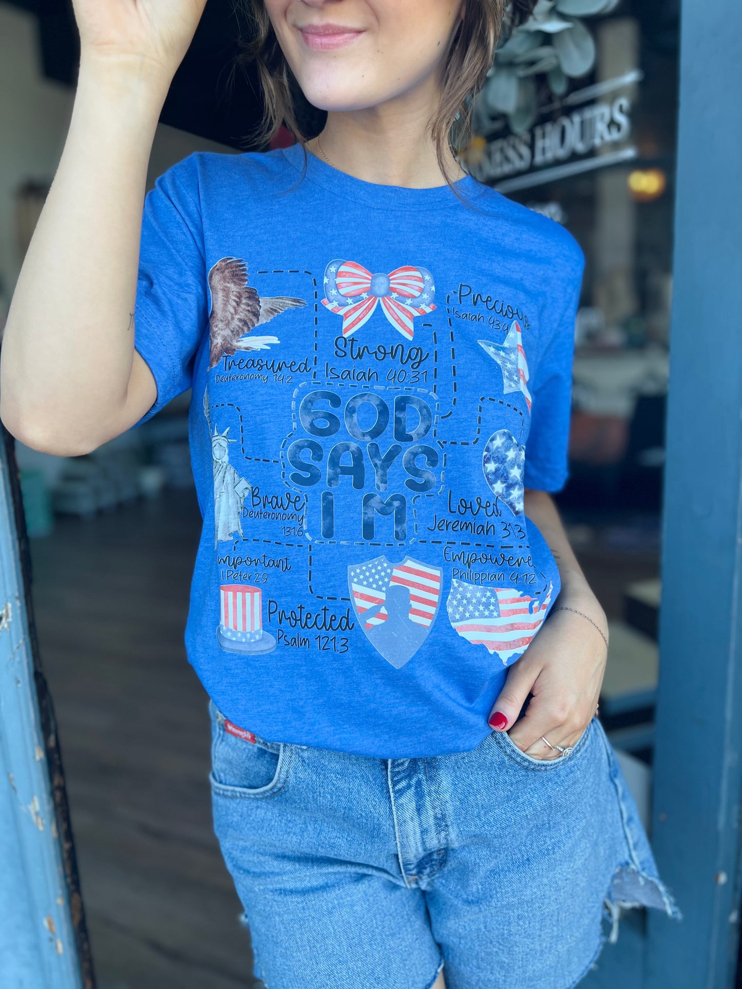 God Says I Am | Graphic Tee