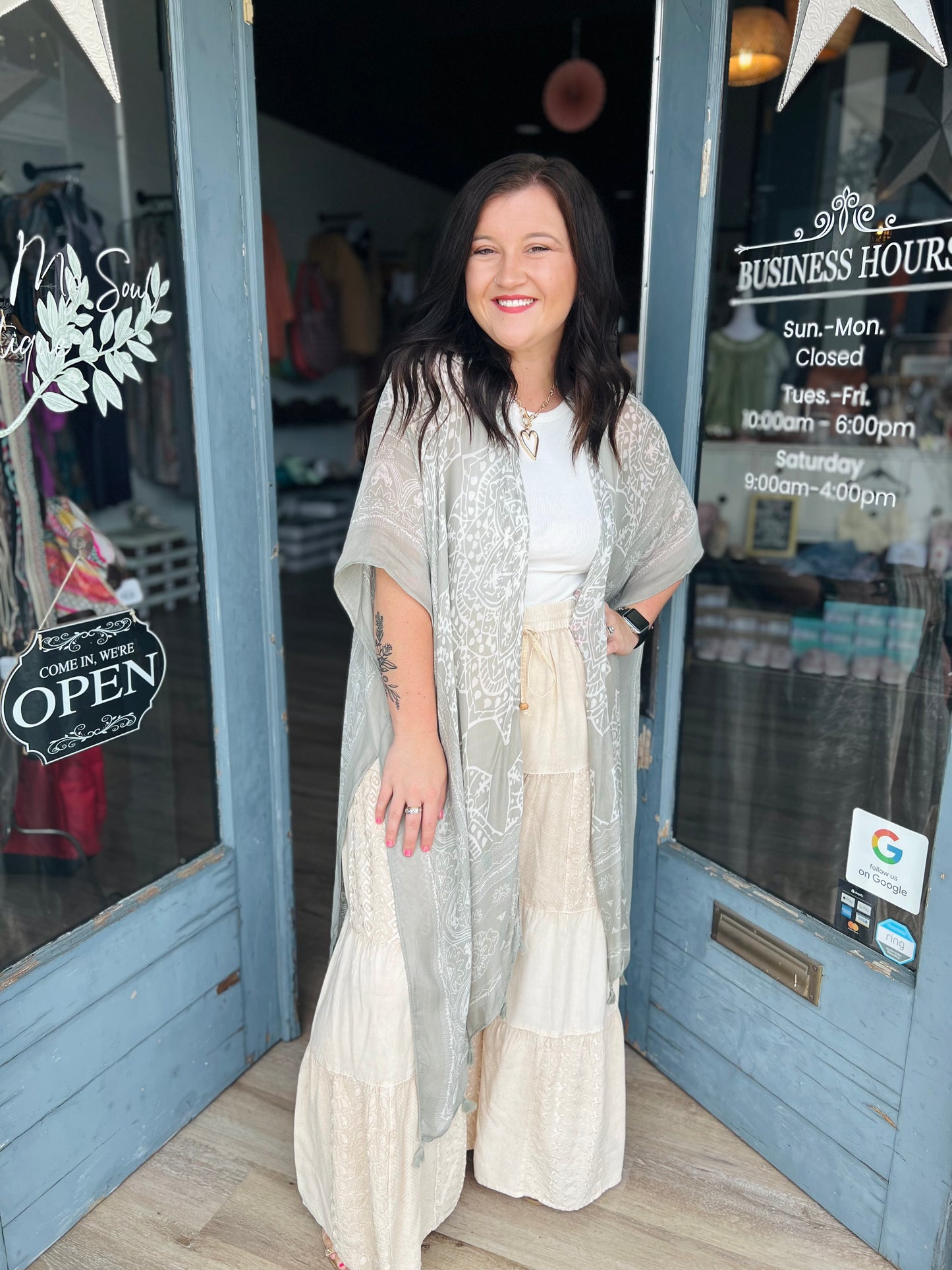Gayle | Tassel Kimono - Olive