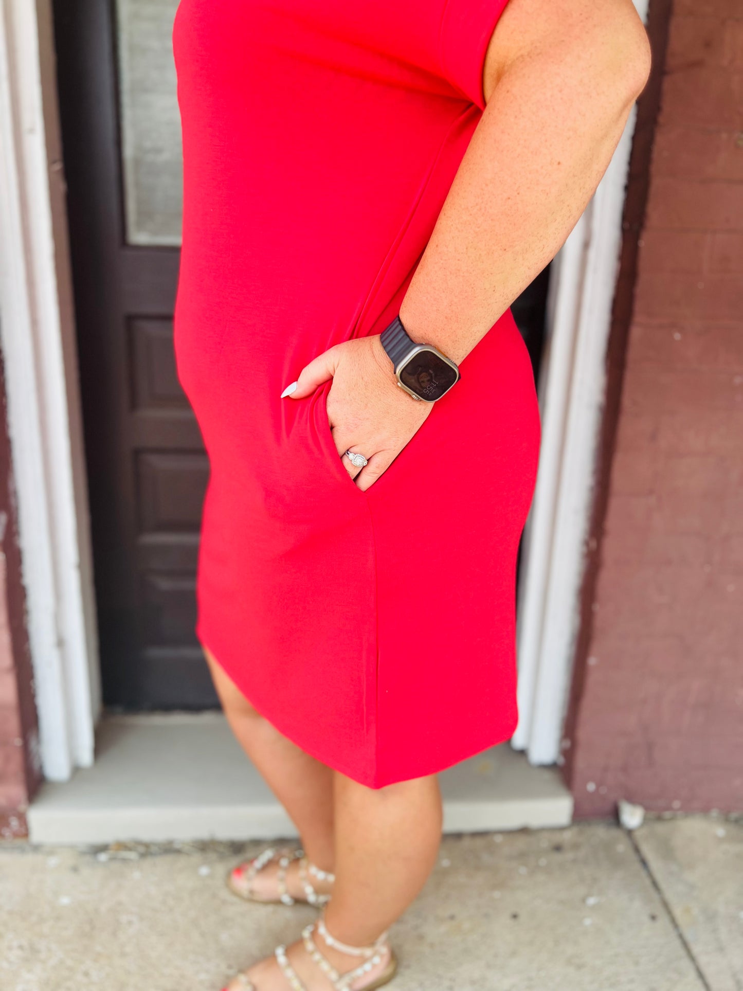 Junia | Curvy Butter Soft Dress - Red