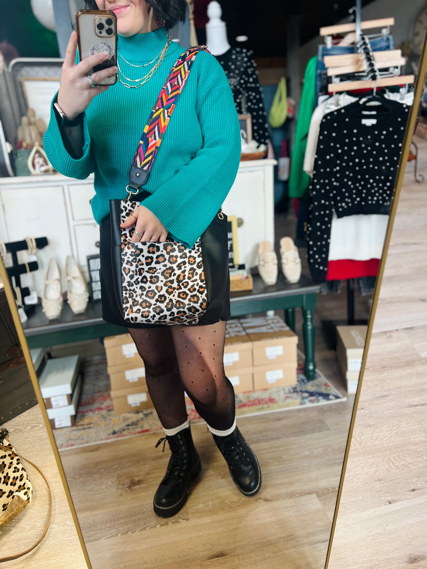 Montana West - Cheetah Crossbody w/ Tribal Strap