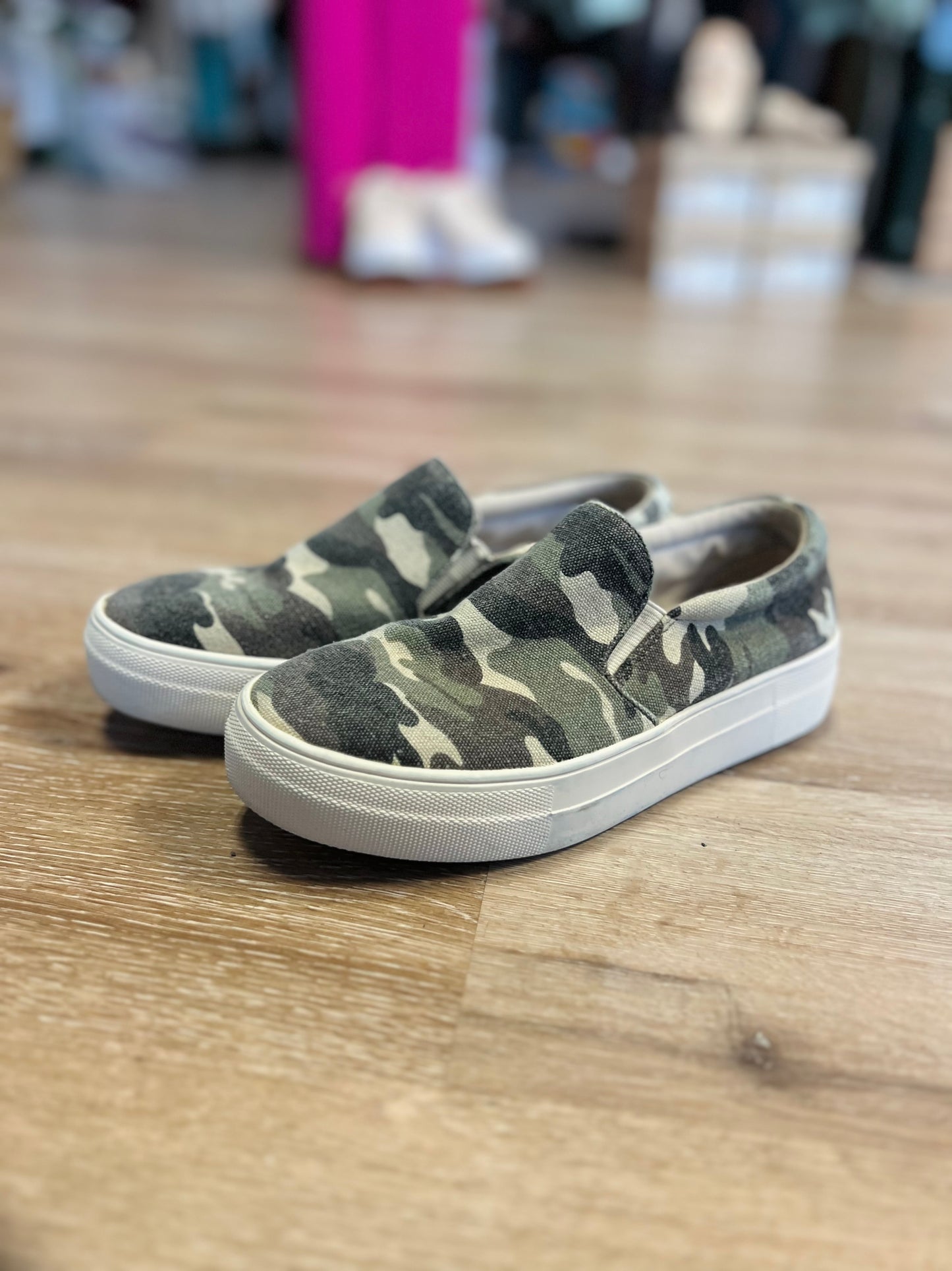 Camo Platform Steve Madden Shoes - Size 6.5