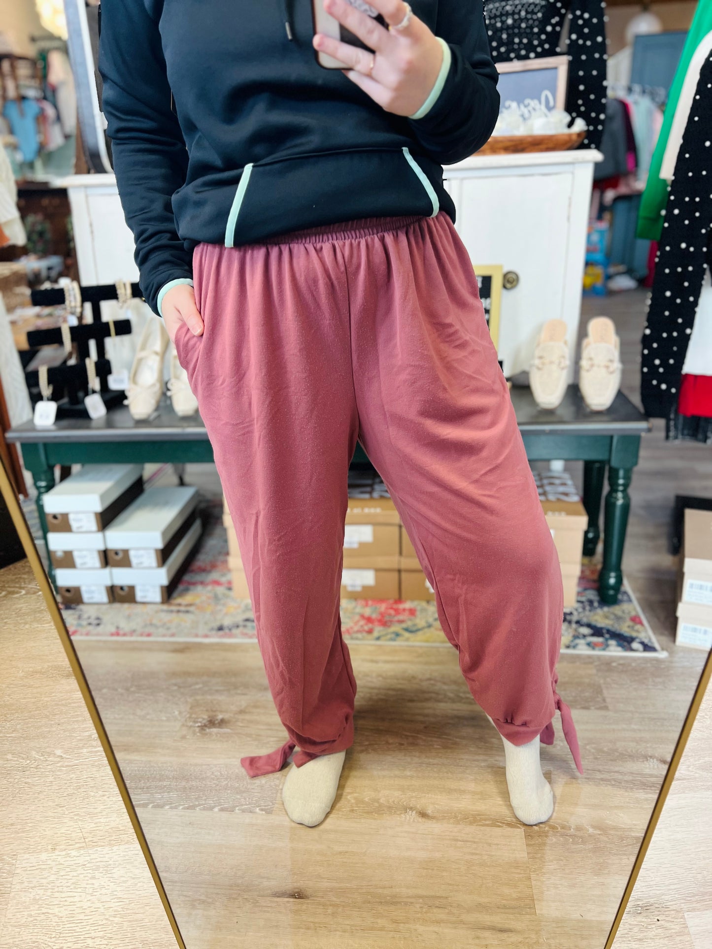 Boutique Brand Joggers - Size 1XL