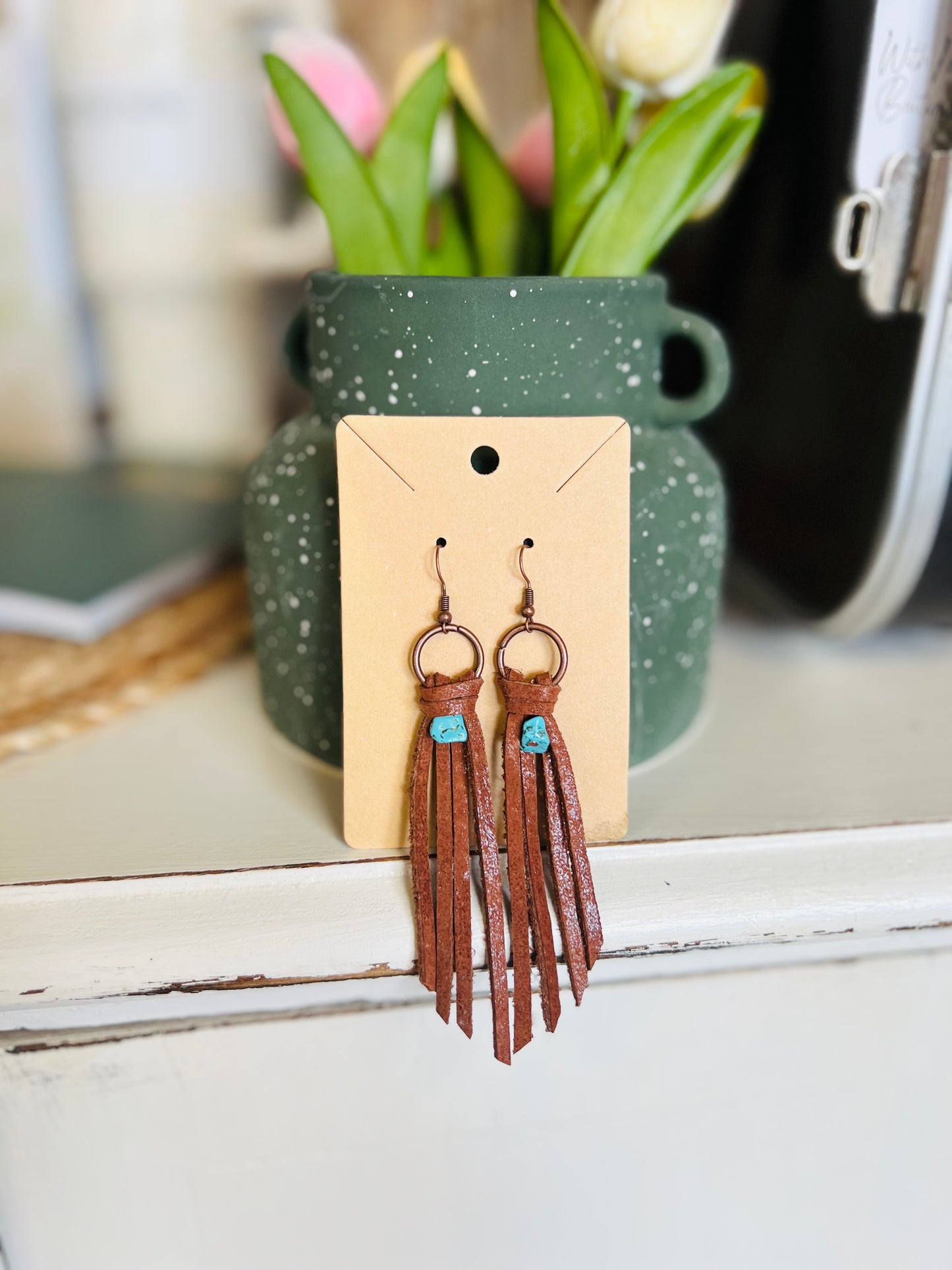 Darby Tassel | Brown