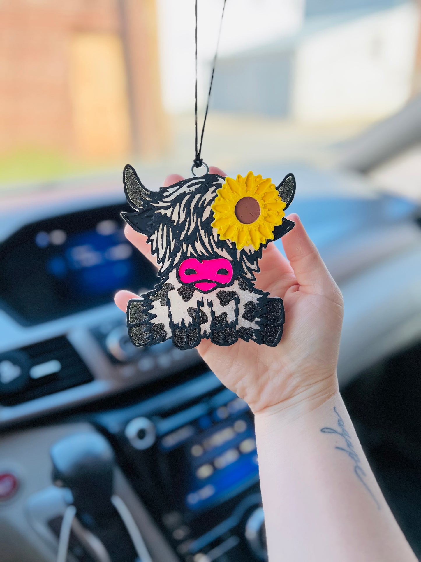 Highland Cow W/ Sunflower | Car Freshie