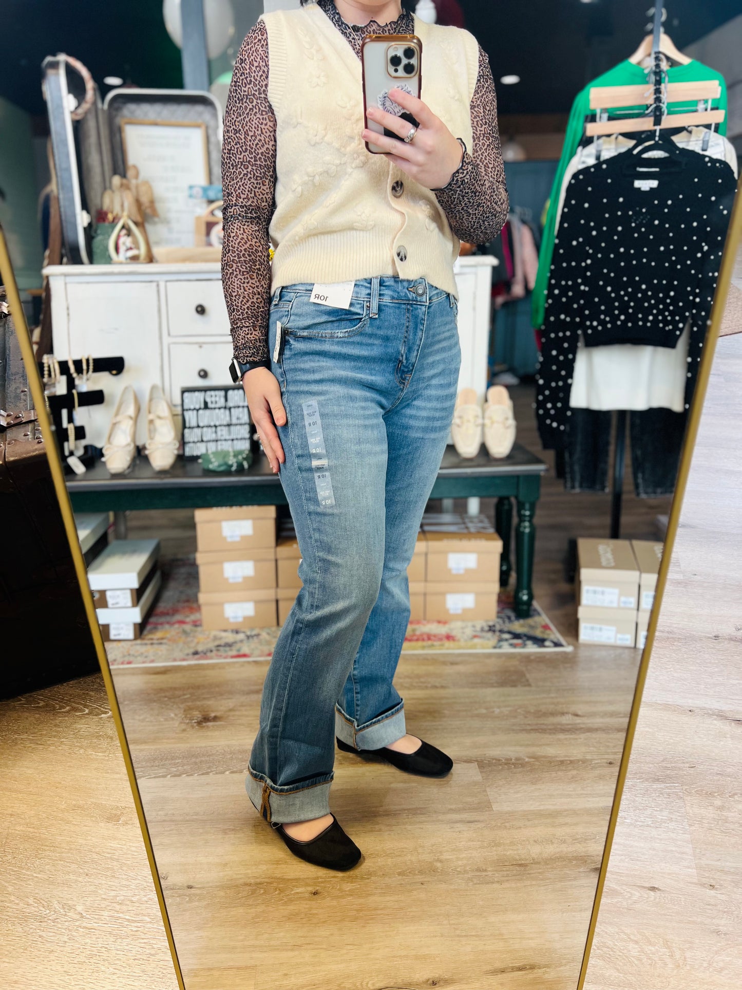 NWT Aeropostale Mid Rise Boot Jeans - 10