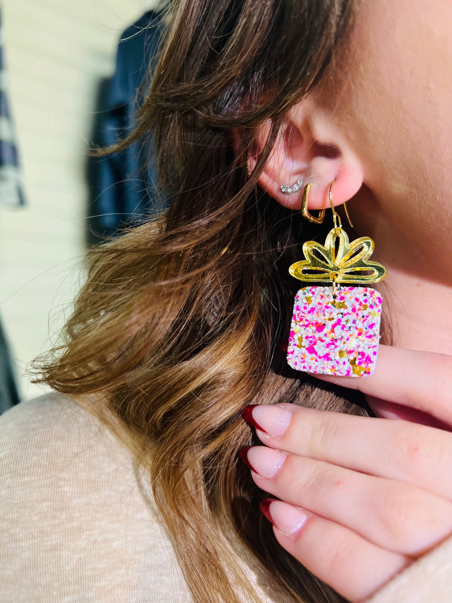 Bow & Cotton Candy Glitter Presents | Earring