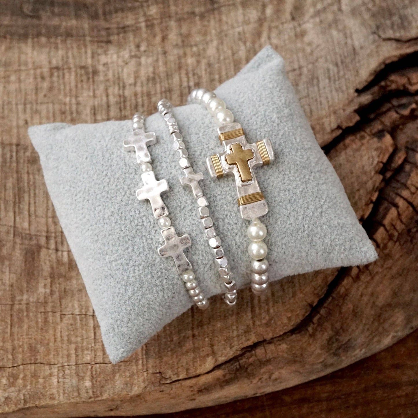Goodbye Yesterday | Cross Bracelet Set