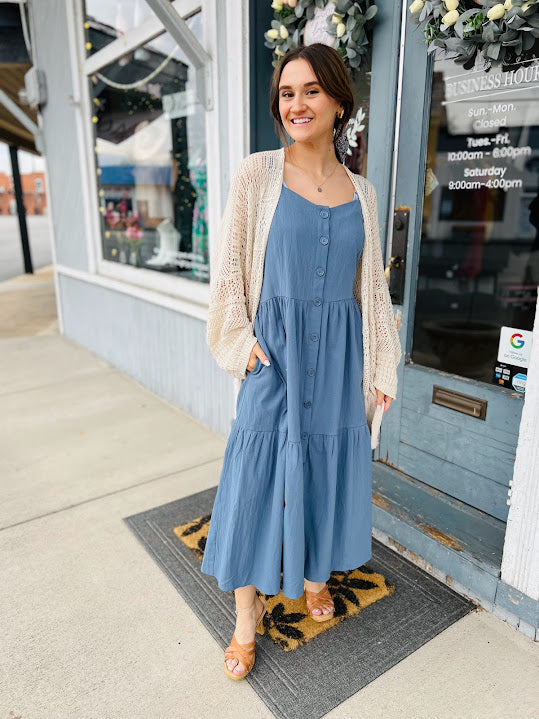 Sleeveless Ruffled Midi Dress - Curvy