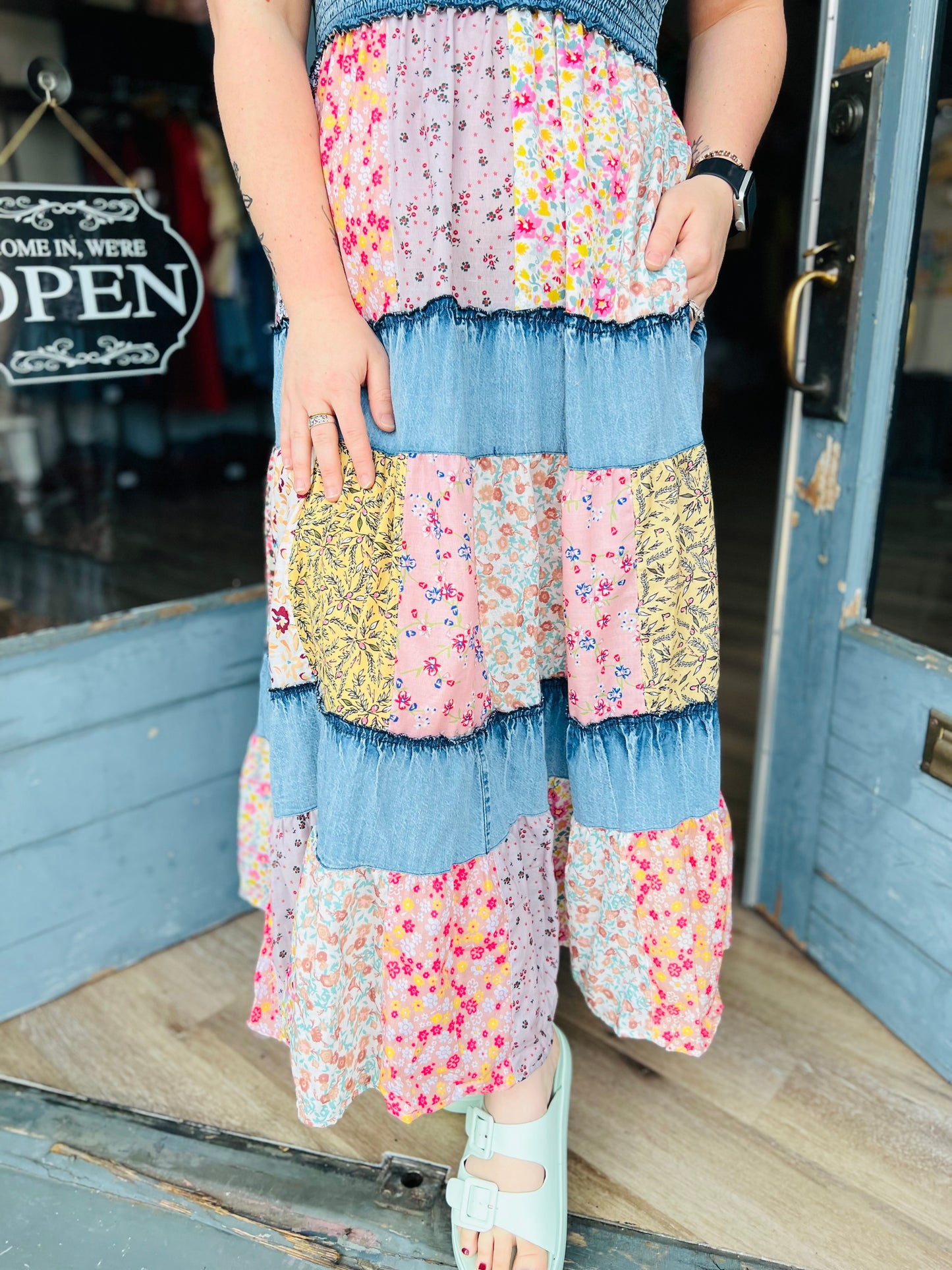 Loretta Lynn | Tiered Midi Dress