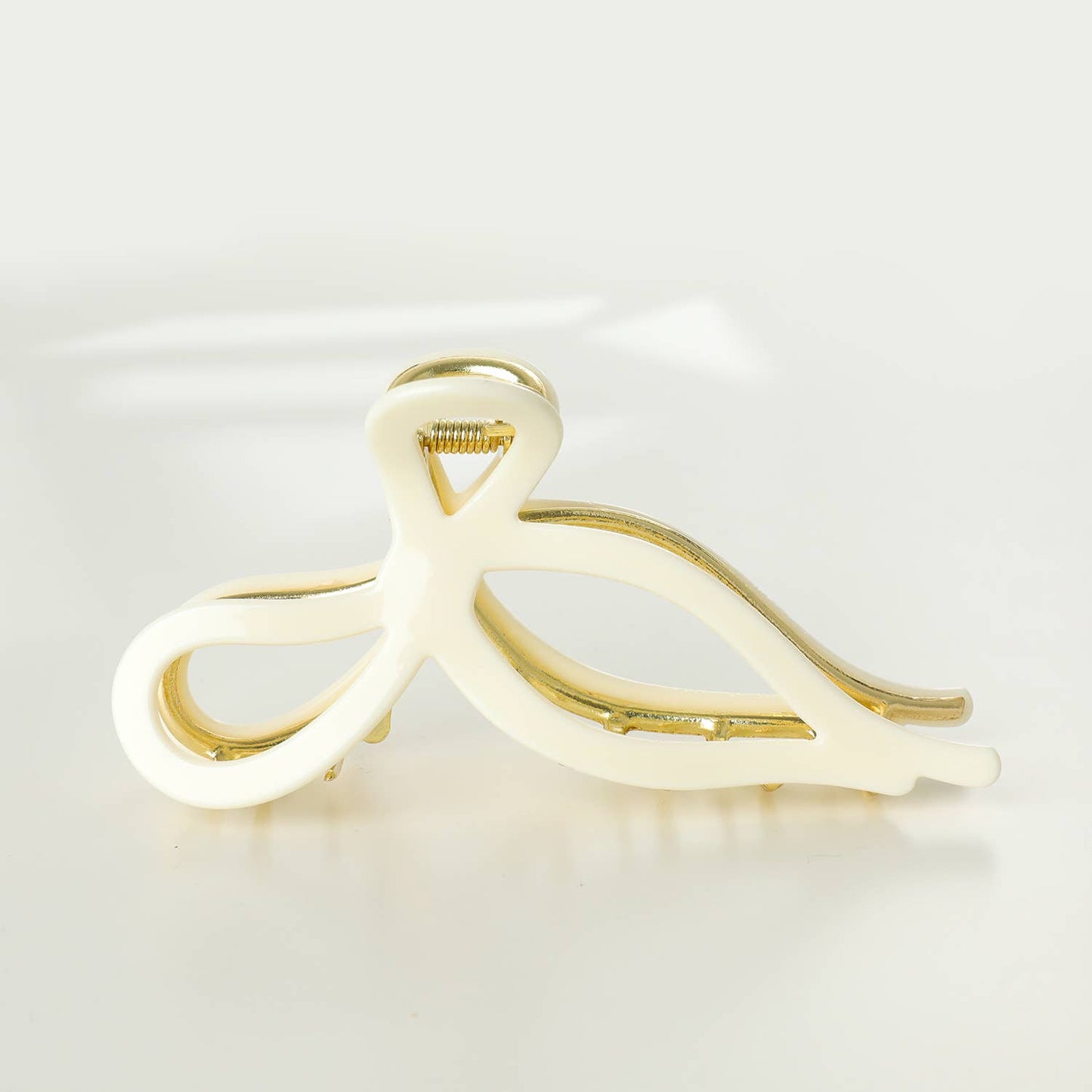 Adaline | Ribbon Bow Claw Clip - Cream