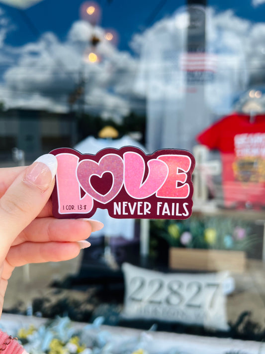 Love Never Fails Magnet  - 1 Corinthians 13:8