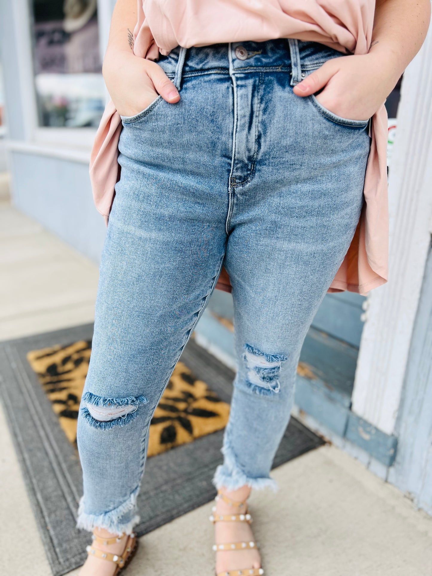 Petite Tulip Hem Ankle Jeans