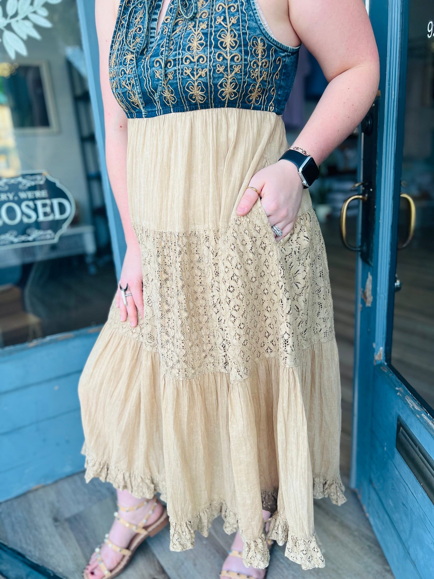 Azalea | Midi Dress