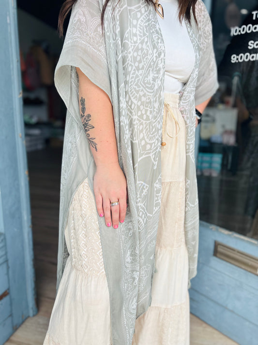 Gayle | Tassel Kimono - Olive