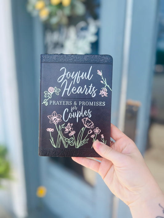 Joyful Hearts: Prayers & Promises for Couples | Prayer Book