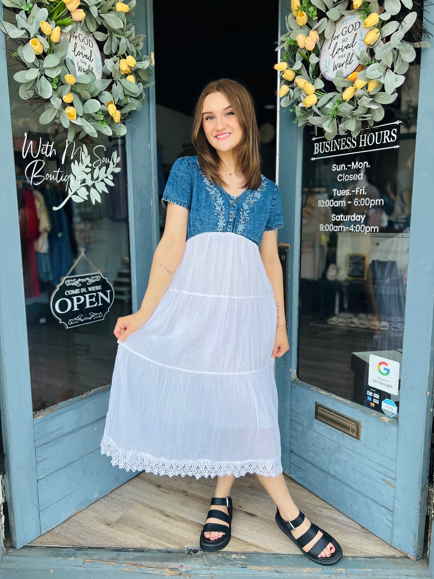 Buffay | Babydoll Midi Dress