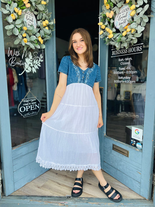 Buffay | Babydoll Midi Dress