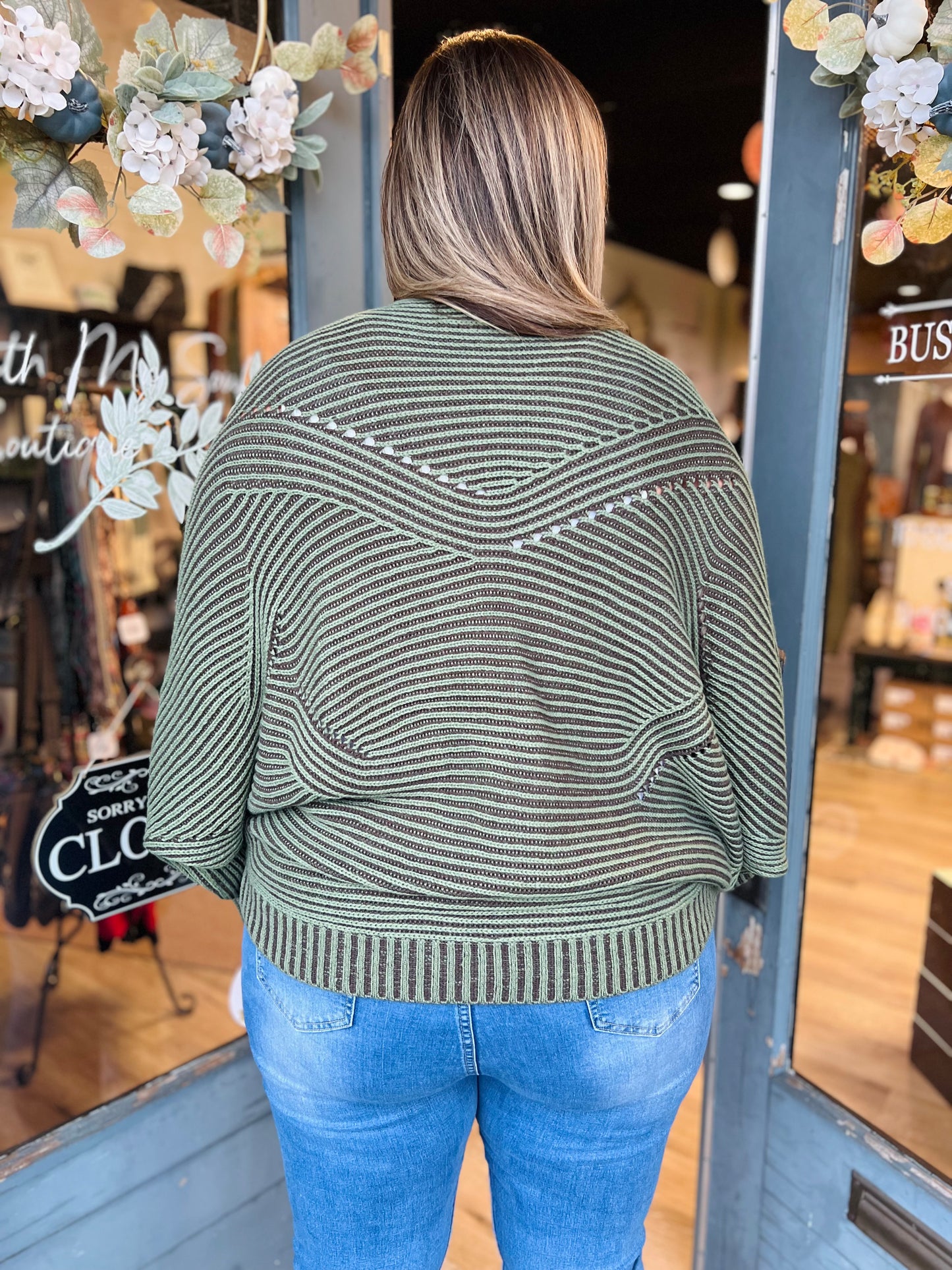 Charlotte | Curvy Sweater - Green