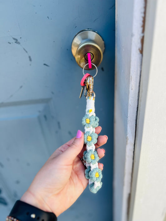 Macrame Daisy | Keychain - Green