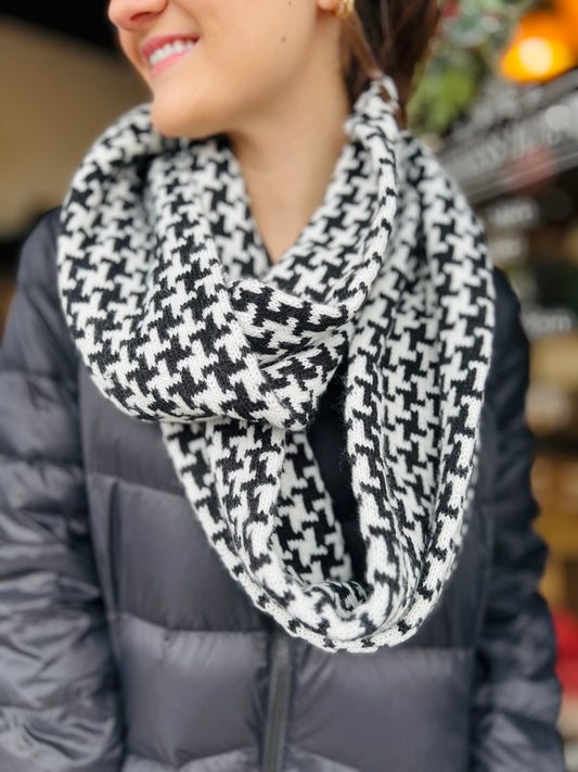 Houndstooth Scarf