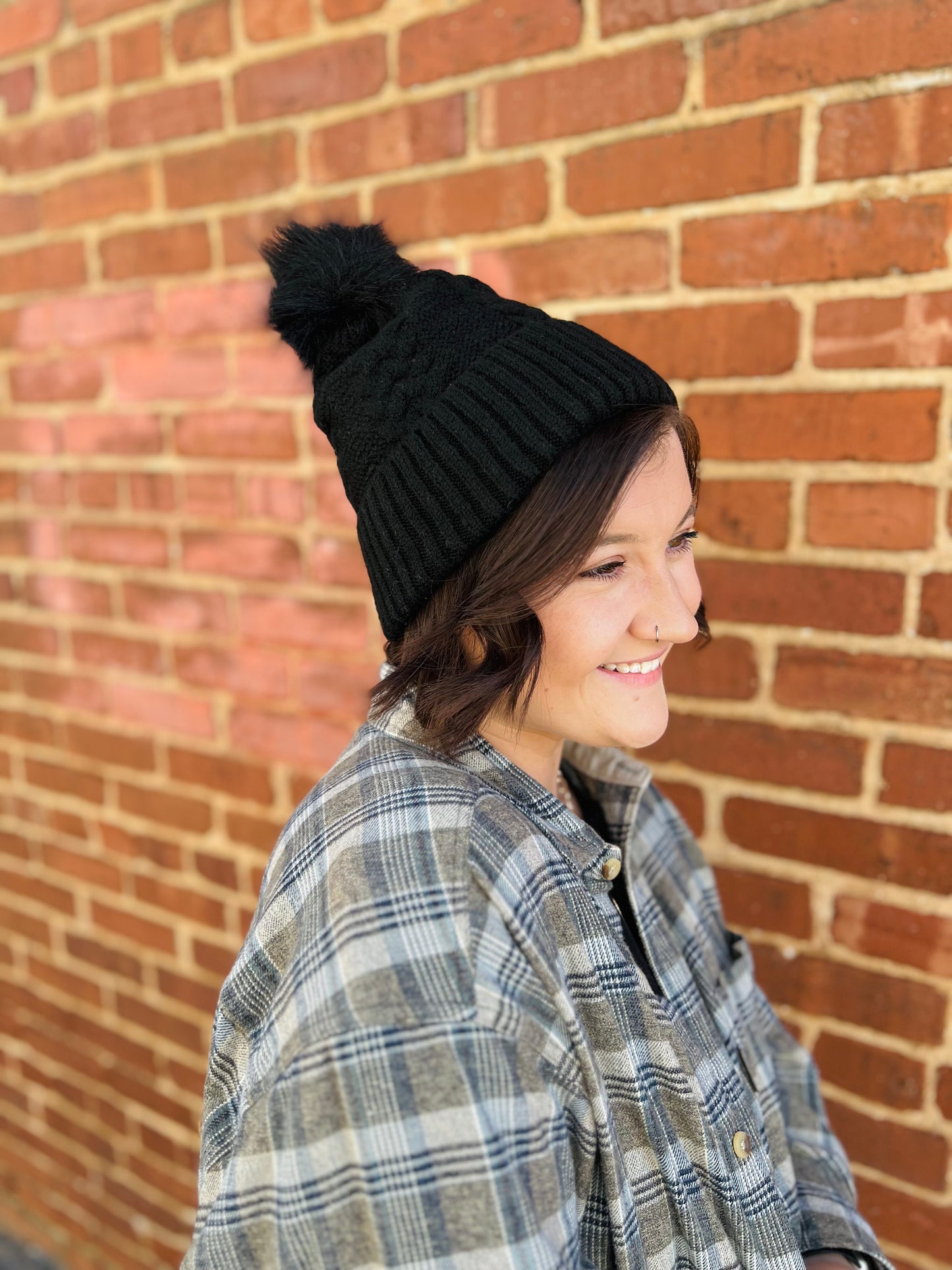 Crochet Knit Pompom Beanie - Black