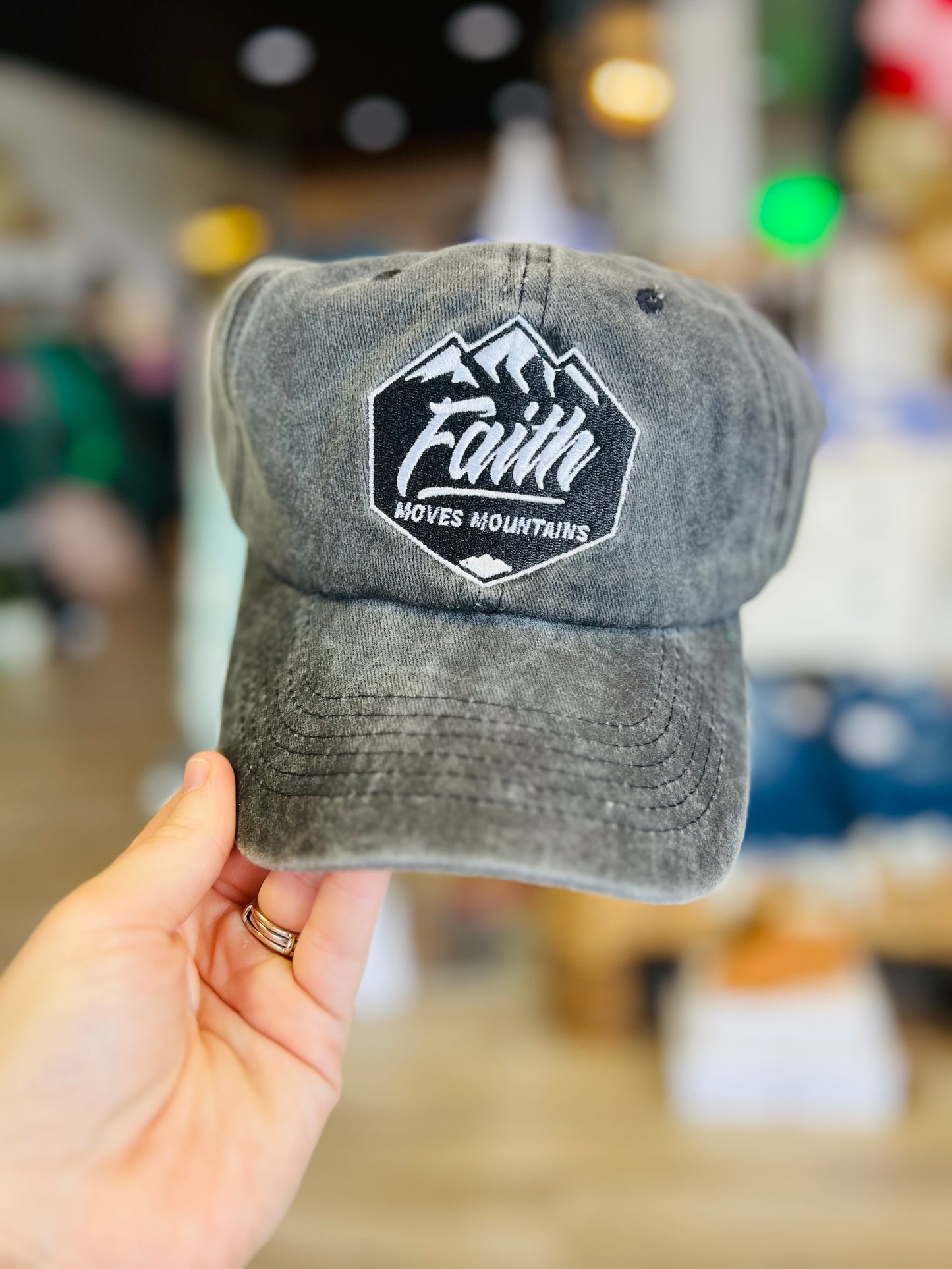 Faith Moves Mountains | Hat
