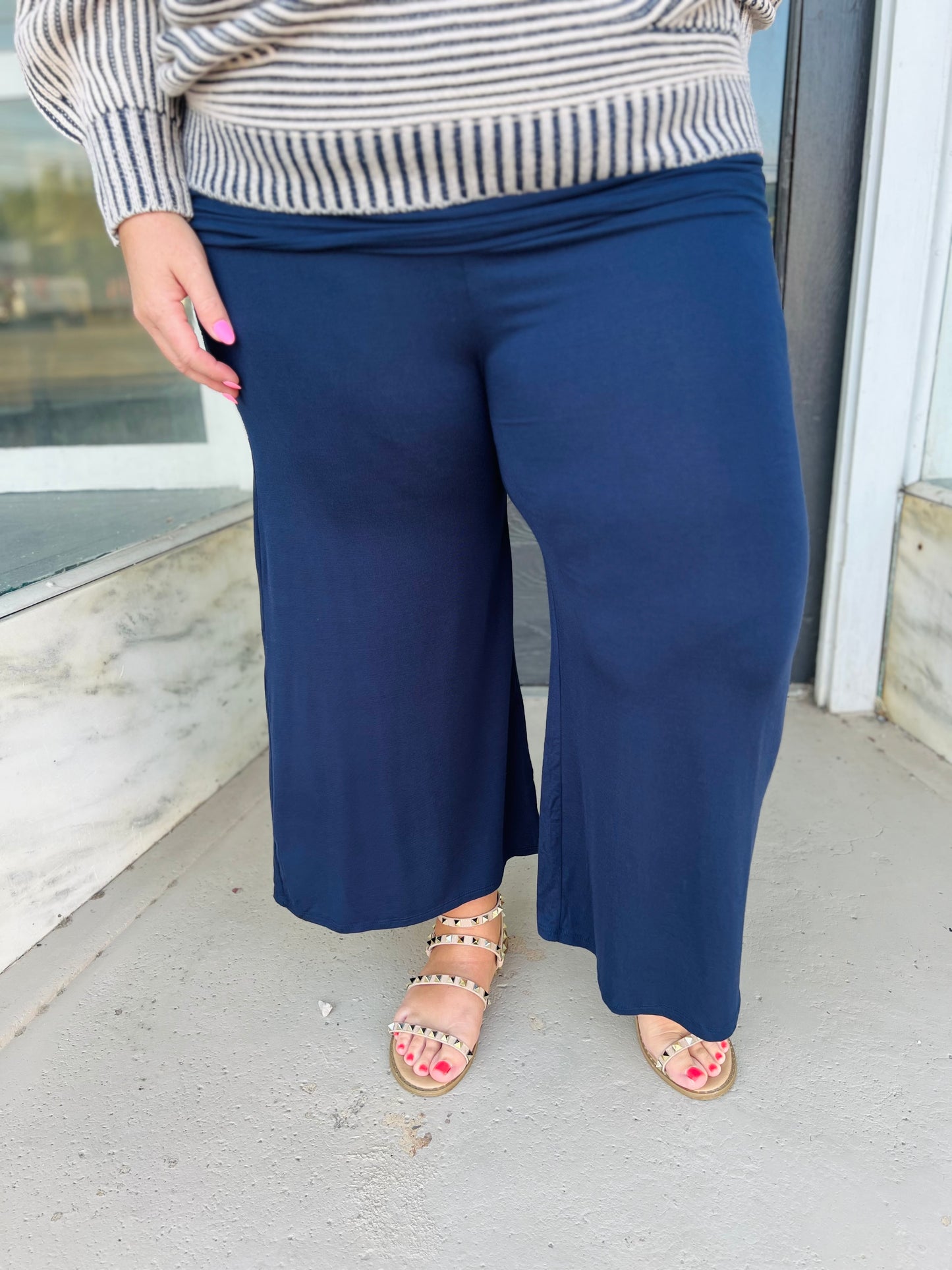 Gaucho | Curvy Wide Leg Pants - Navy