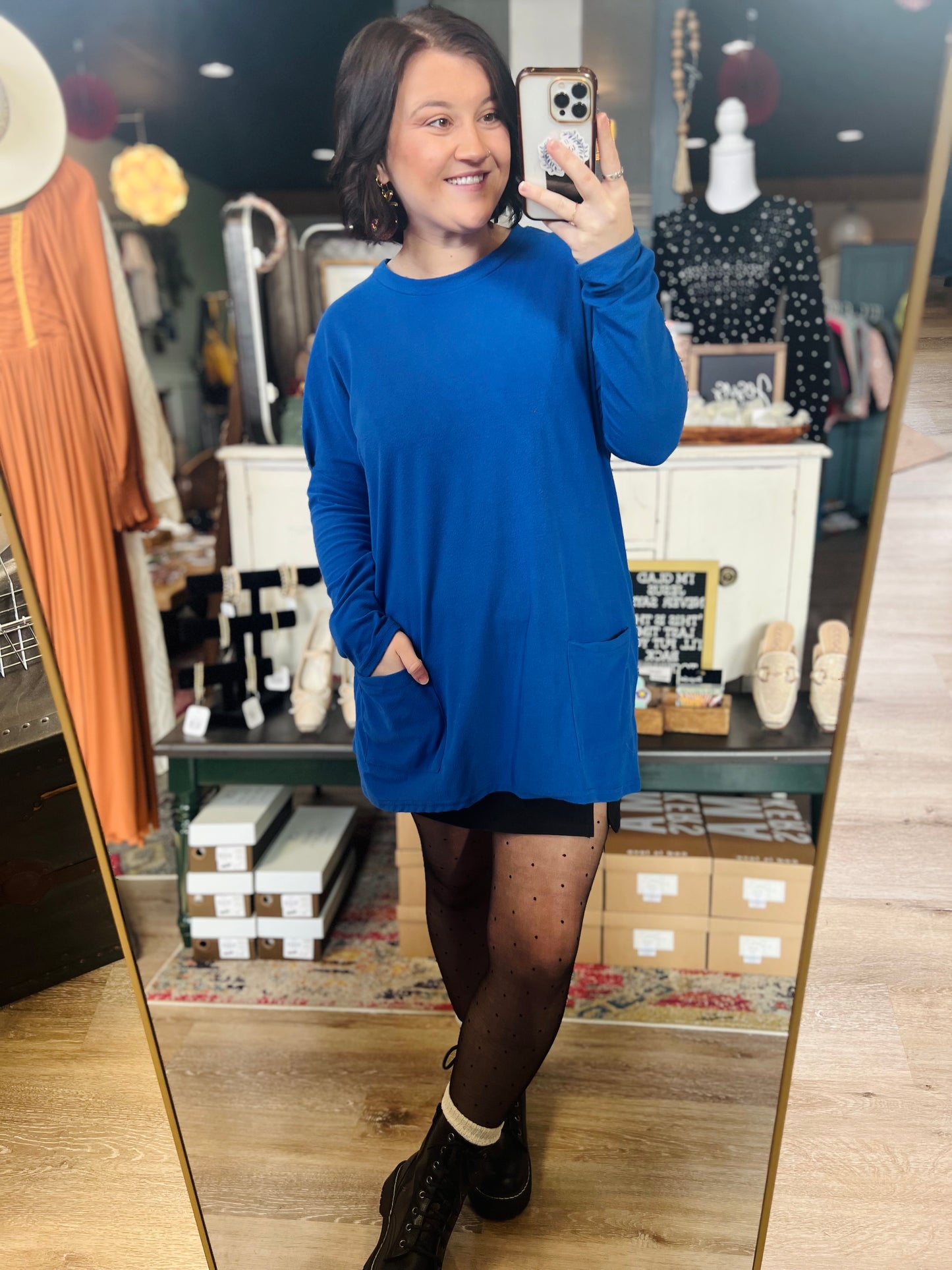 Blue Long Sleeve w/ front pockets - Size L