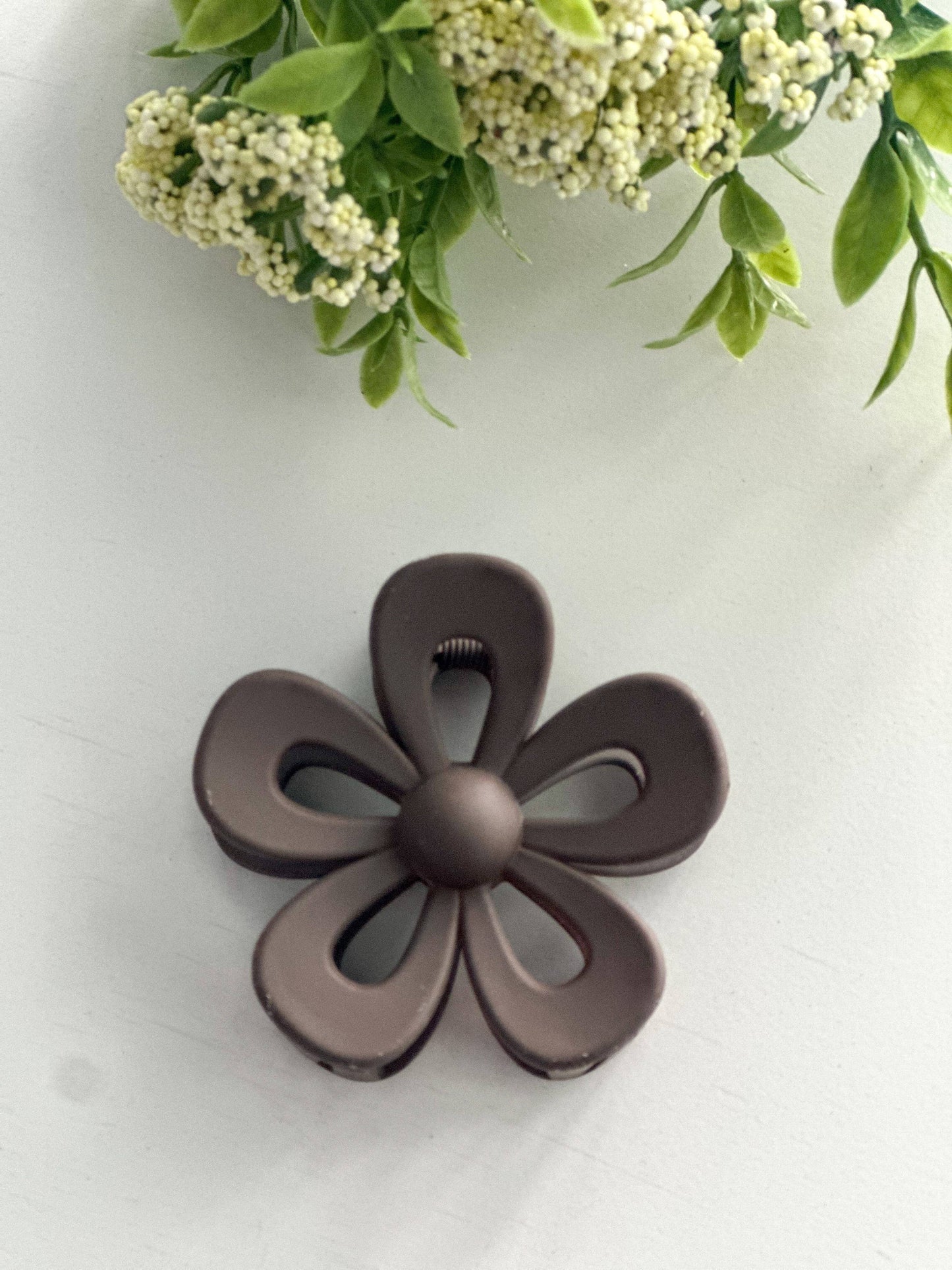 Pop of Floral | Hair Clip - Matte Brown